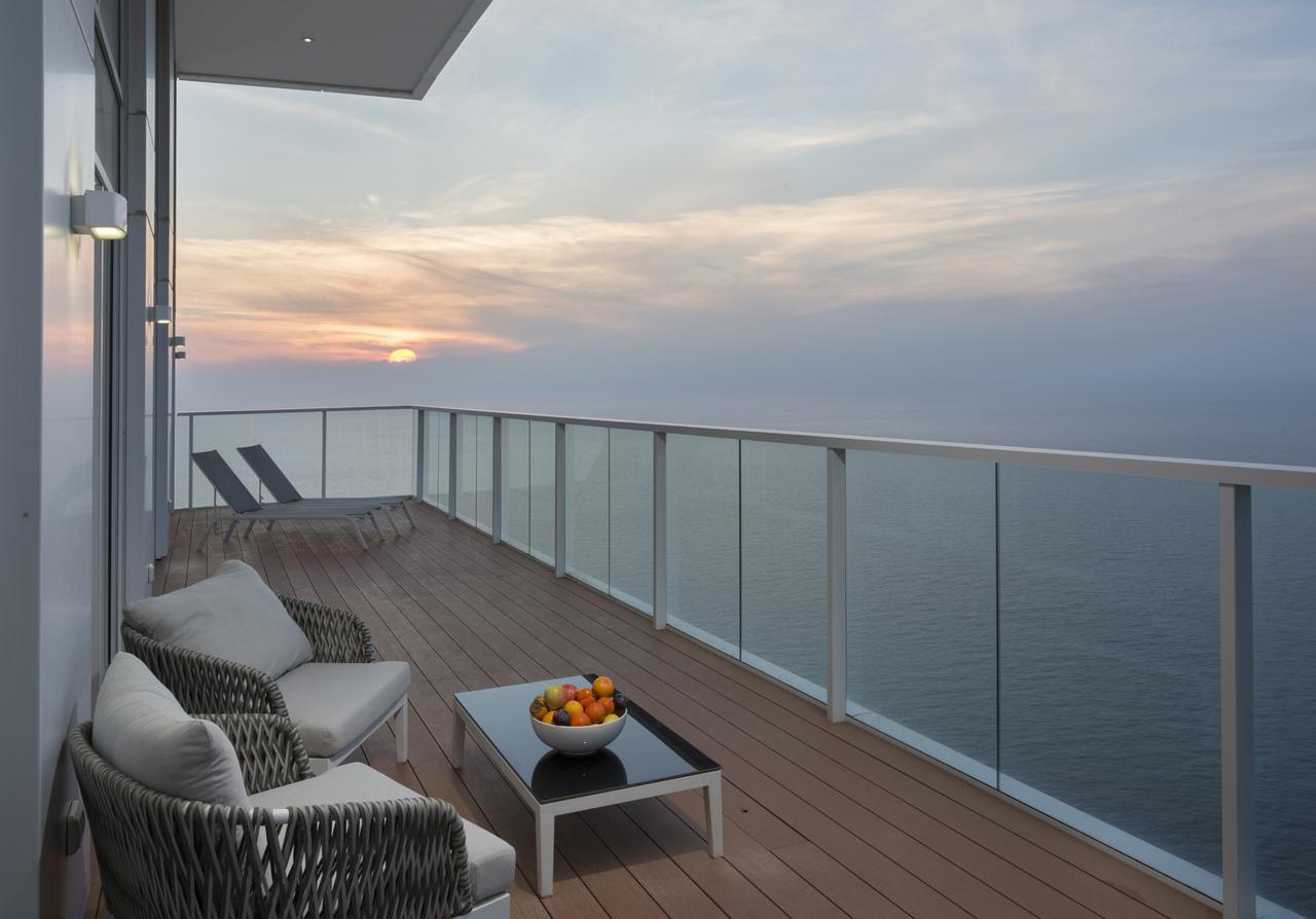 Island Luxurious Suites Hotel And Spa Netanya Eksteriør billede