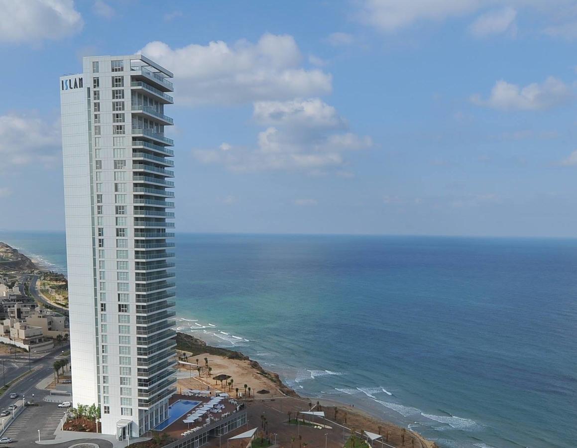 Island Luxurious Suites Hotel And Spa Netanya Eksteriør billede