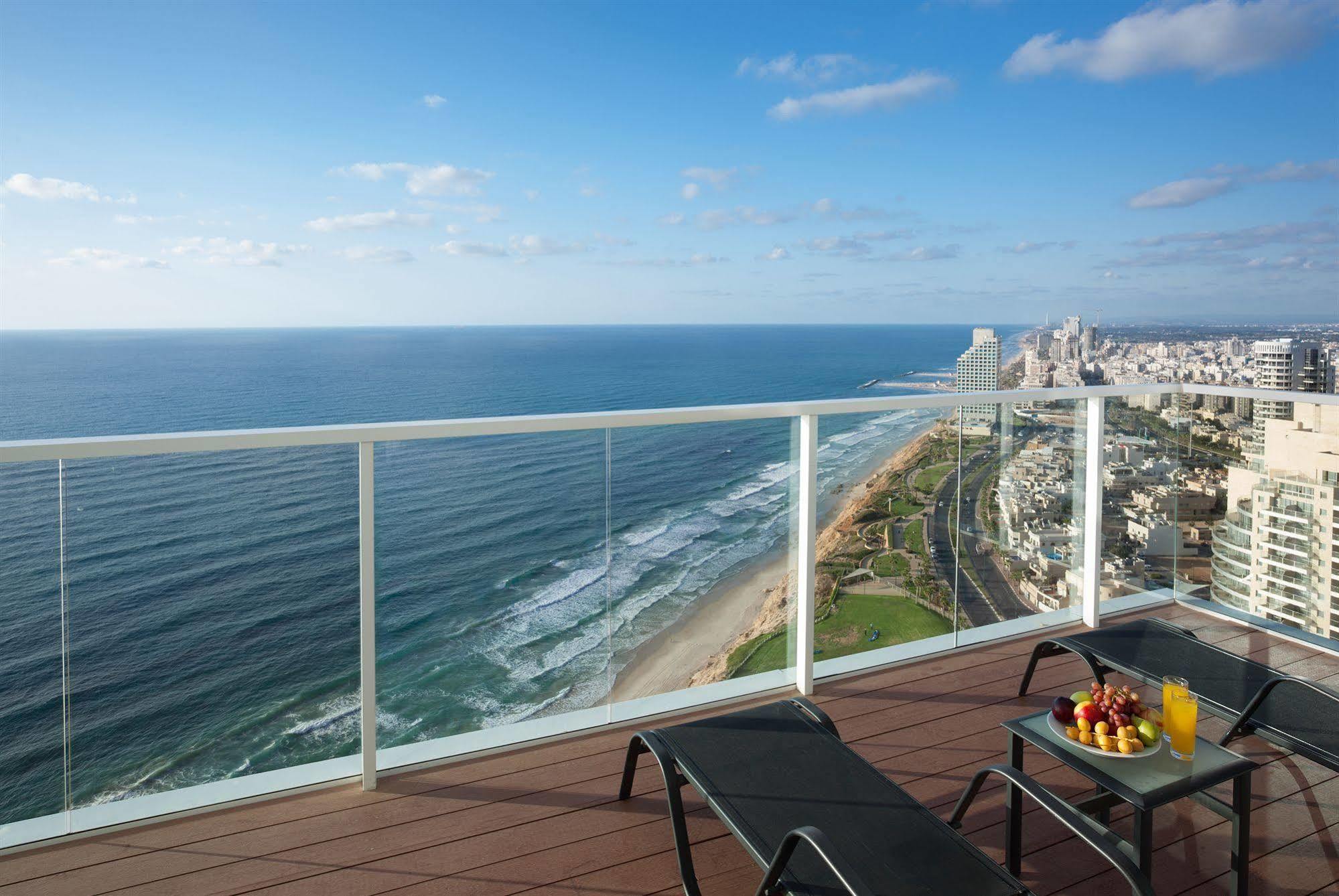 Island Luxurious Suites Hotel And Spa Netanya Eksteriør billede