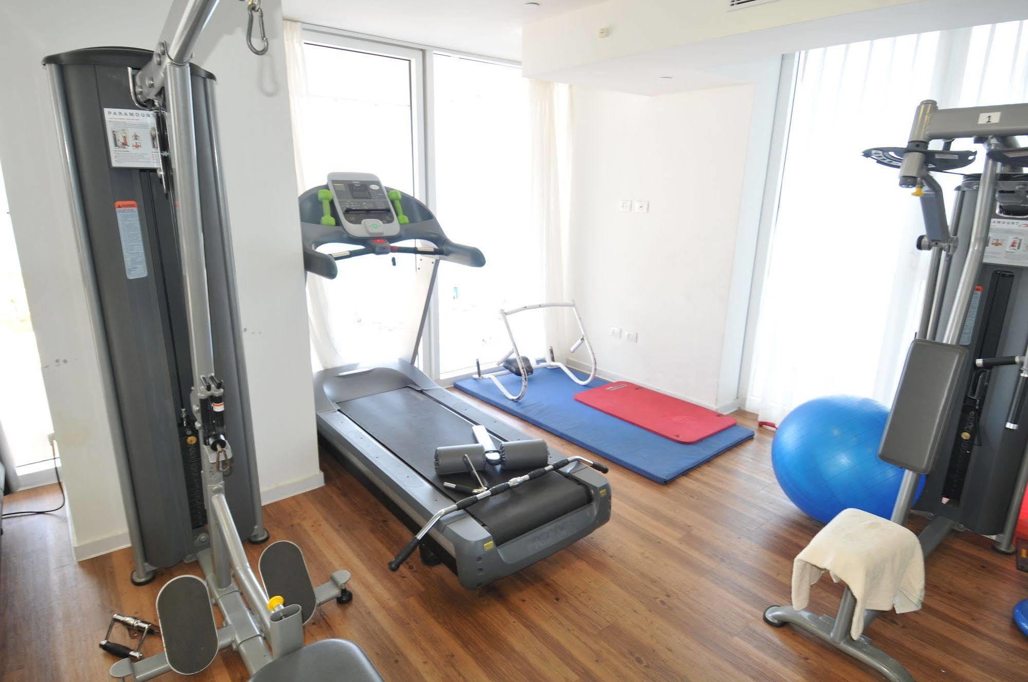 Island Luxurious Suites Hotel And Spa Netanya Eksteriør billede