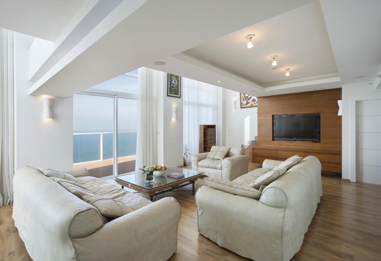 Island Luxurious Suites Hotel And Spa Netanya Eksteriør billede